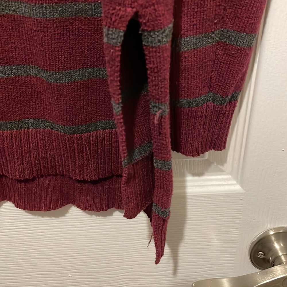 Striped sweater - Picture 5 of 6